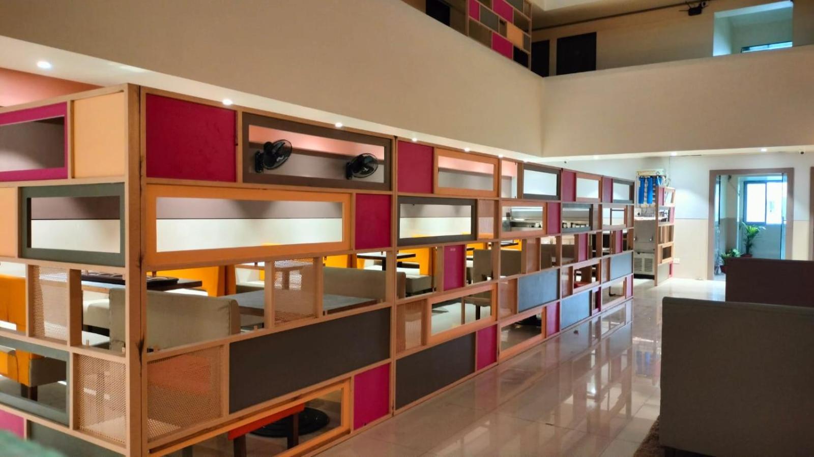 Hotel Sai Nidhi Executive-Mindspace Airoli ナビムンバイ エクステリア 写真